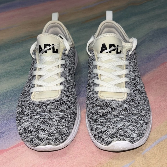 APL Athletic Propulsion Labs Techloom Phantom Womens Size 7 Gray Running Shoes - Picture 5 of 9